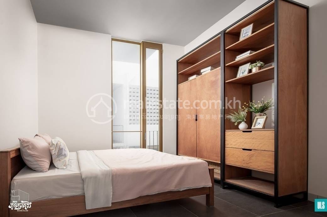Borey Bakong Village | Vila Na prodej with 1 Parking Space
