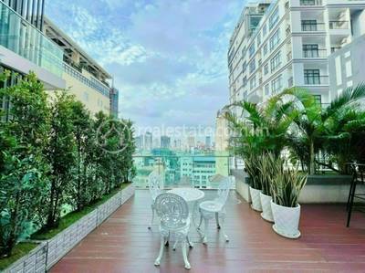 Apartment For Rent with 1 Parking Space