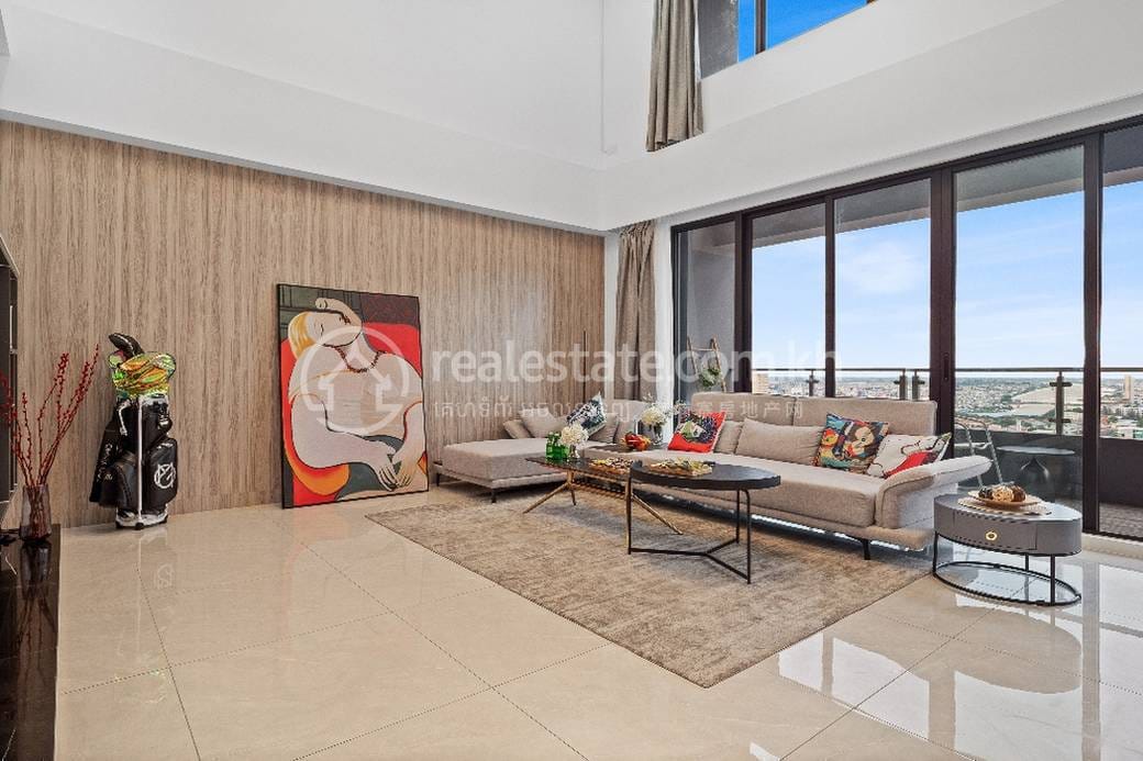 $2,100,000 Condo
