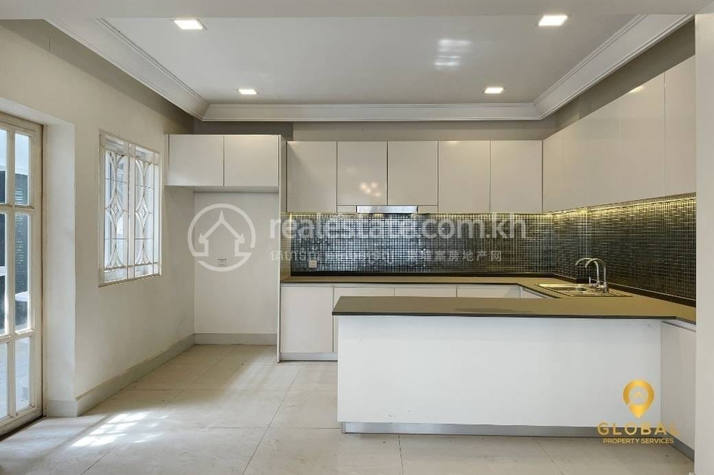 Russey Keo វីឡា សំរាប់ជួល នៅRussey Keo