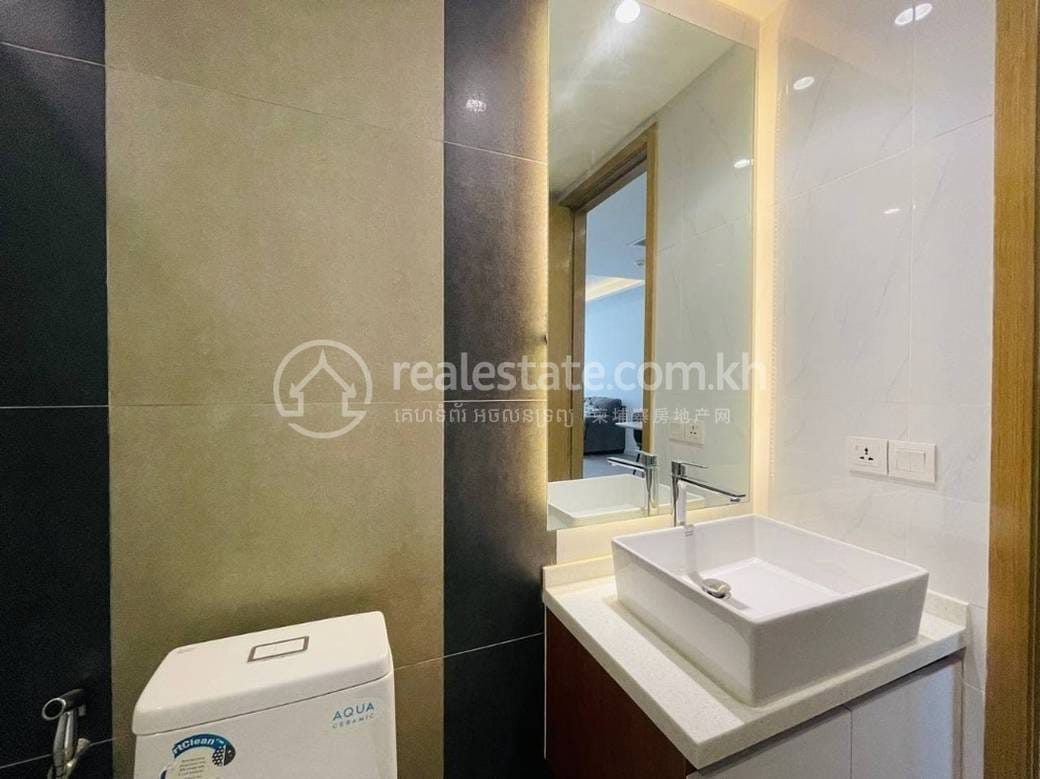 Tonle Bassac Condo For Rent in Tonle Bassac