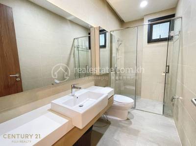 Chamkarmon Apartment For Rent in Chamkarmon