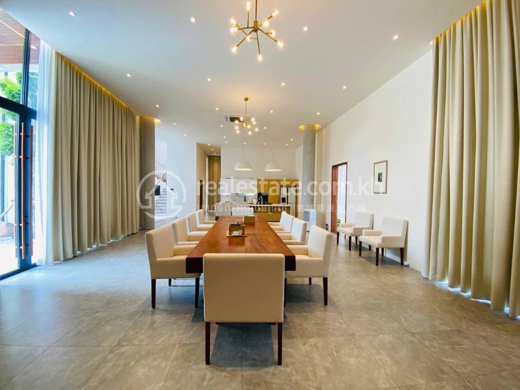 Chbar Ampov别墅出售，价格$4,990,000