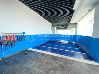 $1,300 Condo