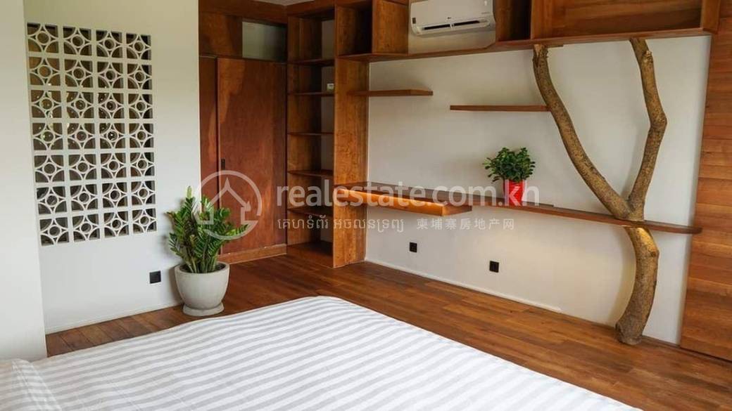 Tronum Wat Phnom | Daun Penh Condo K pronájmu in Wat Phnom Daun Penh $1,800