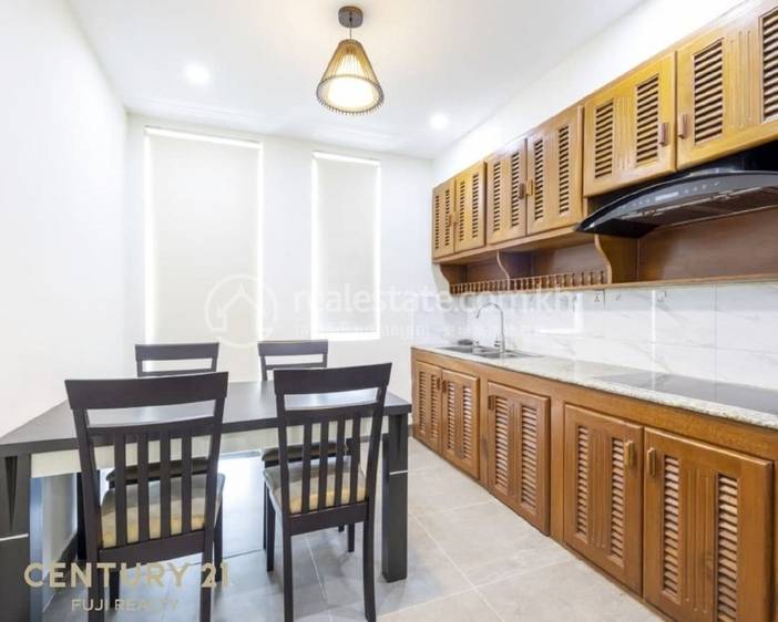 Apartment For Rent in Boeung Trabek, Chamkarmon, Phnom Penh