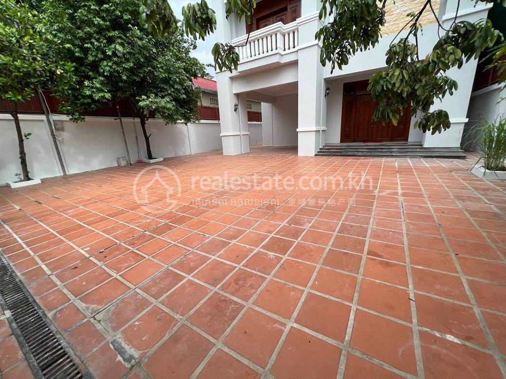 Villa For Rent in Sen Sok $3,500