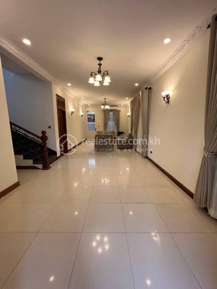 Sen Sok Villa For Rent in Sen Sok