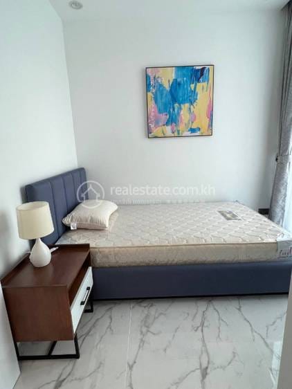 $1,350 Condo