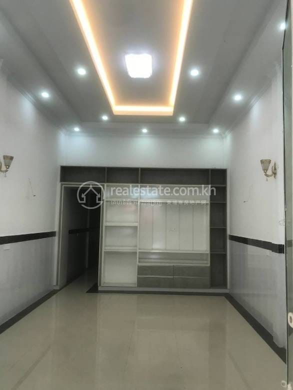 Flat House For Sale in Kamboul $72,000