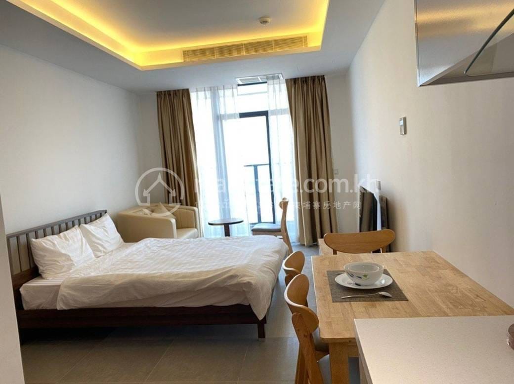 Apartment For Rent in Tonle Bassac, Chamkarmon, Phnom Penh