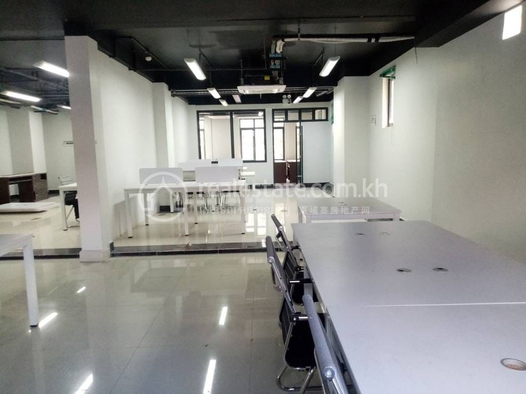 Daun Penh办公物业出租，位于Srah ChakDaun Penh，价格面议