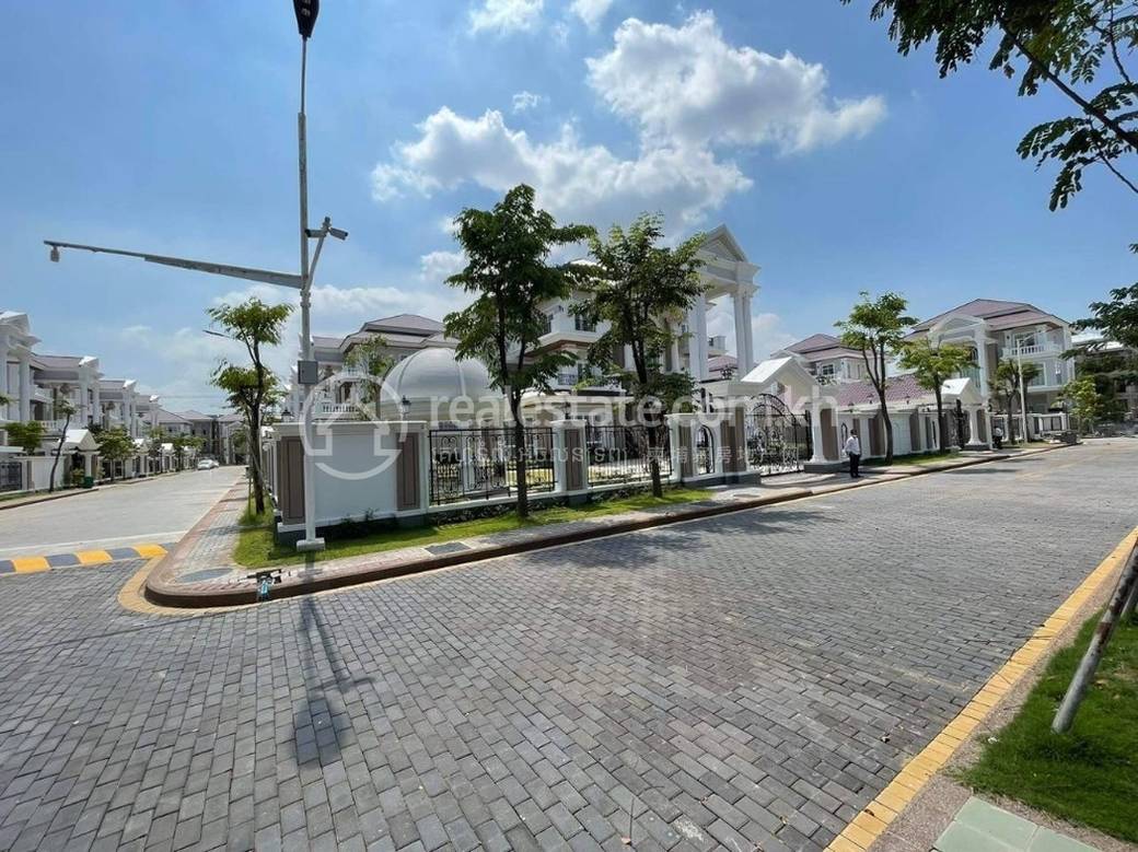 วิลล่า สำหรับเช่า ใน Chbar Ampov $18,000