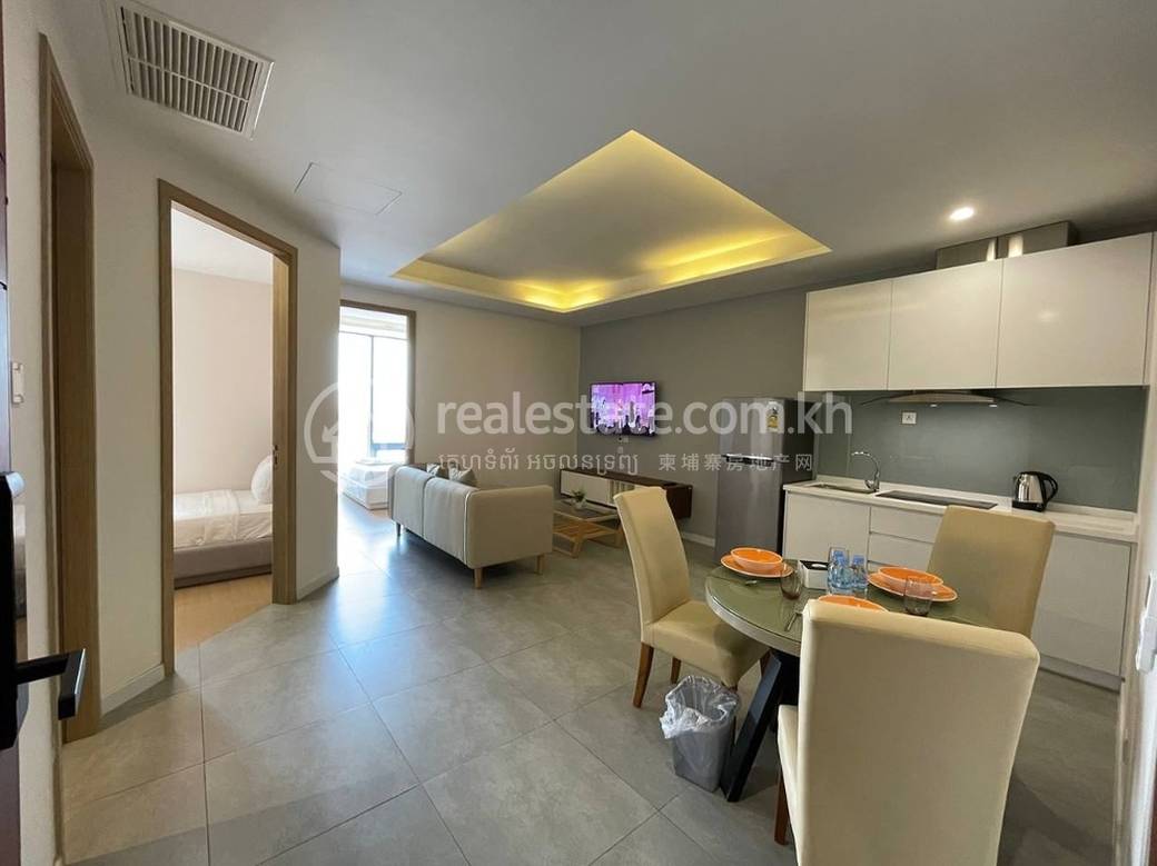 Chamkarmon Апартаменты с Обслуживанием Для Аренды in Tonle Bassac Chamkarmon $1,300