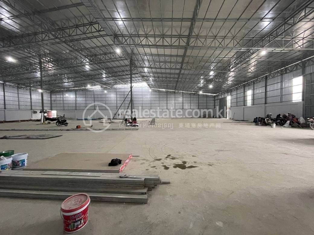 Entrepôt À louer à Sen Sok $4,300