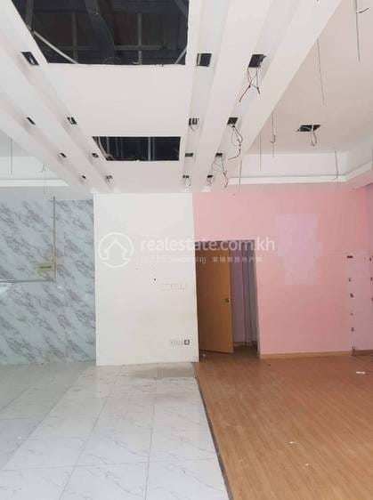Boeng Keng Kang Shophouse For Rent in BKK 1 Boeng Keng Kang $2,500