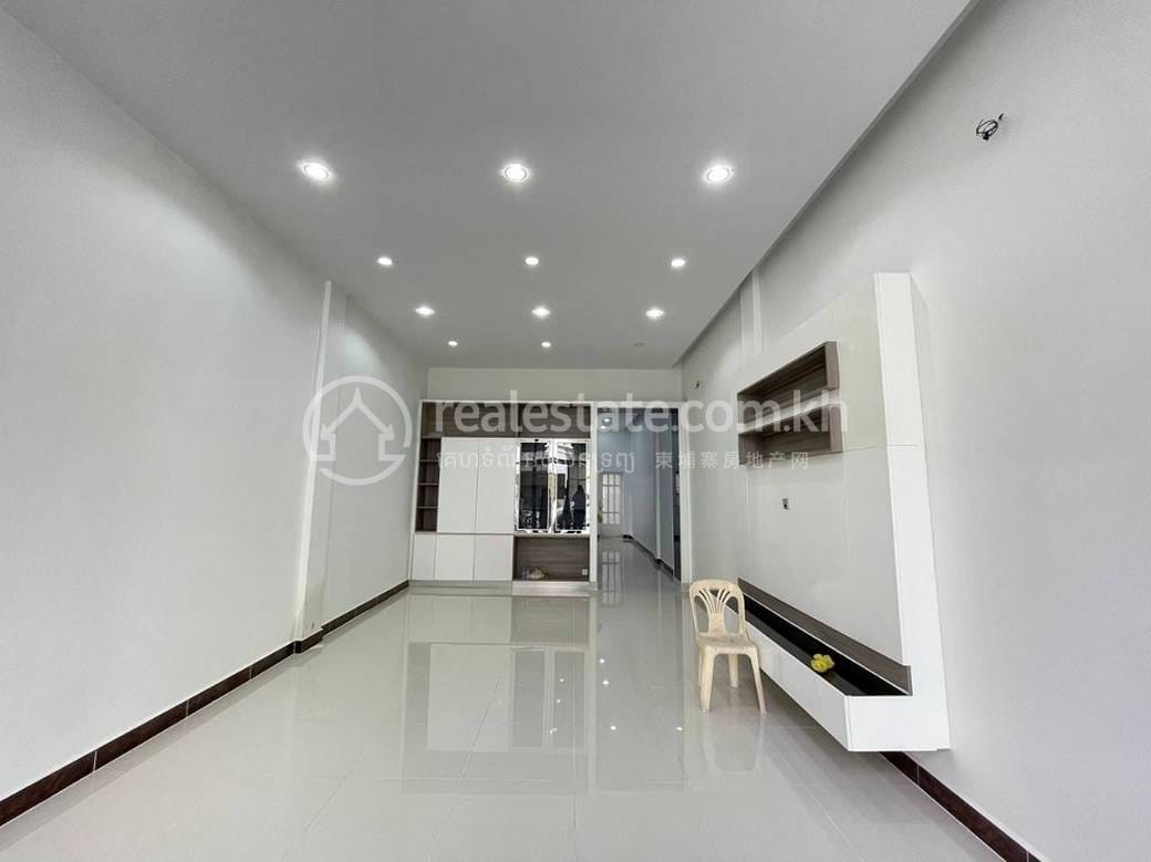 Meanchey店屋出租，价格$1,200