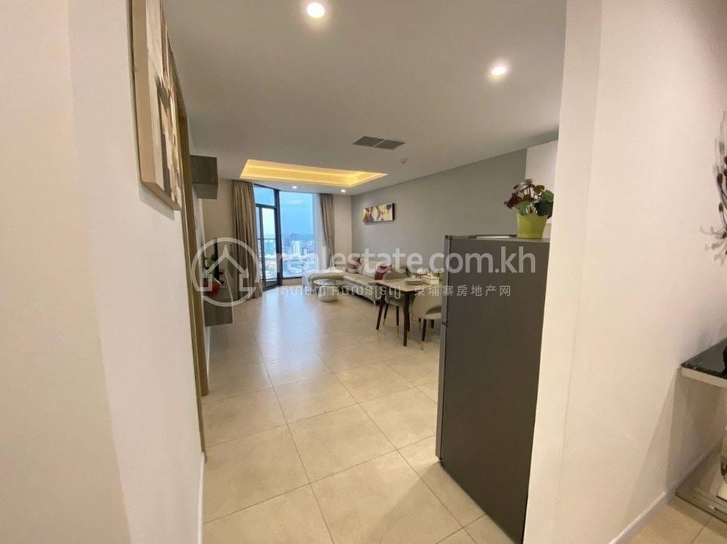 Chamkarmon公寓出租，位于Tonle BassacChamkarmon，价格$2,300