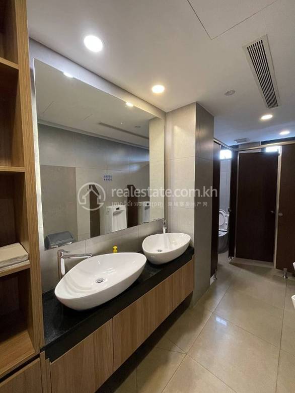 Tonle Bassac อาคารสำนักงาน สำหรับเช่า ใน Tonle Bassac