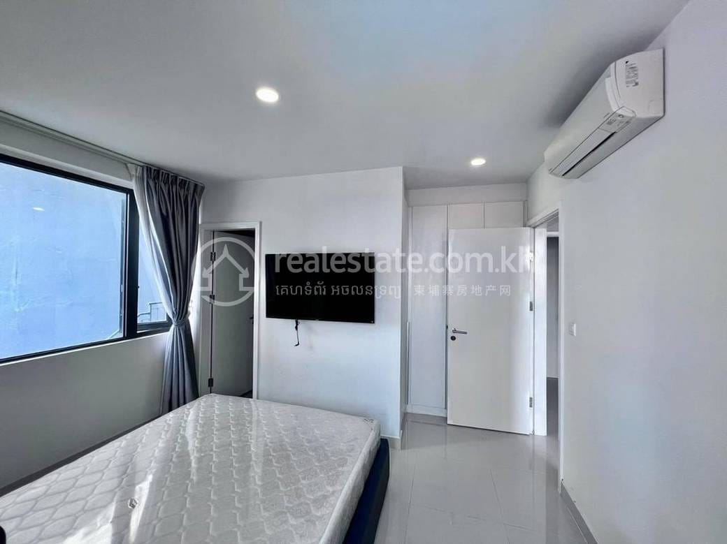 The Bridge | Tonle Bassac Condo For Sale in Tonle Bassac