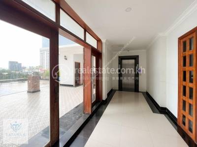  , Tonle Bassac, Chamkarmon, プノンペン
