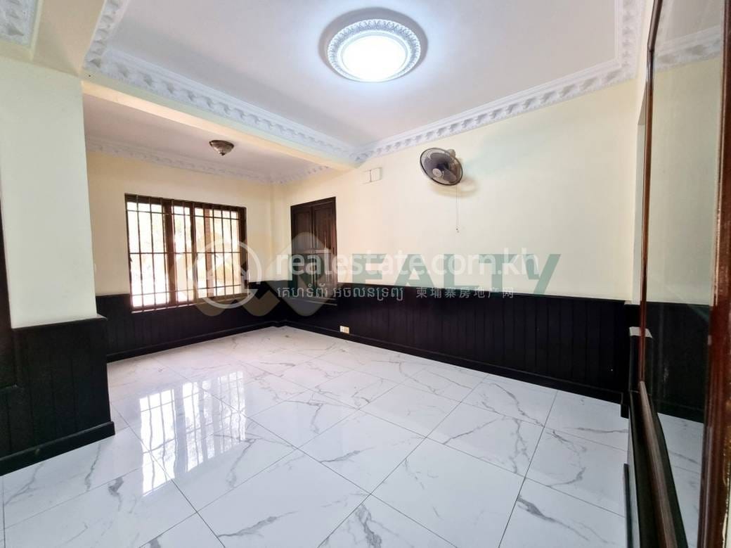Villa For Rent in Toul Kork $2,800