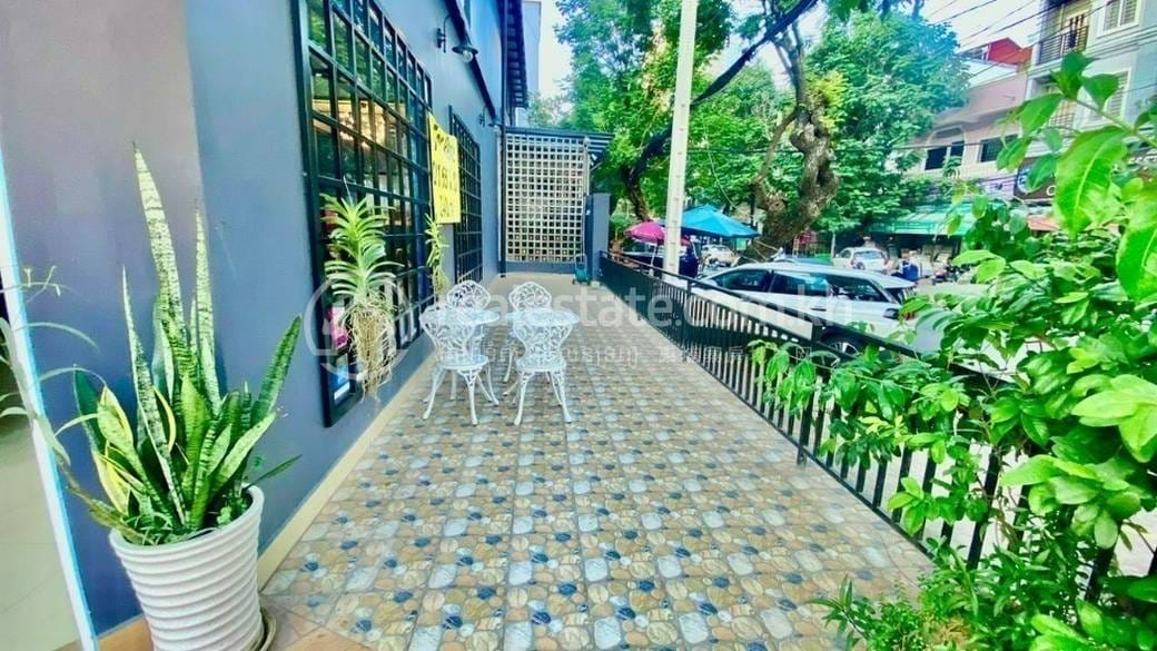 Daun Penh店屋出租，位于Daun Penh