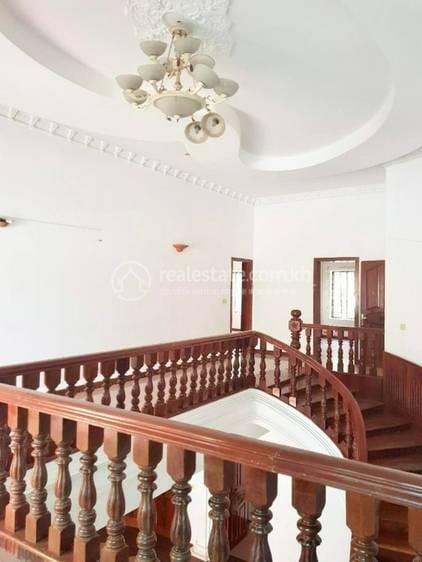 BKK 1 House and lot For Rent in BKK 1