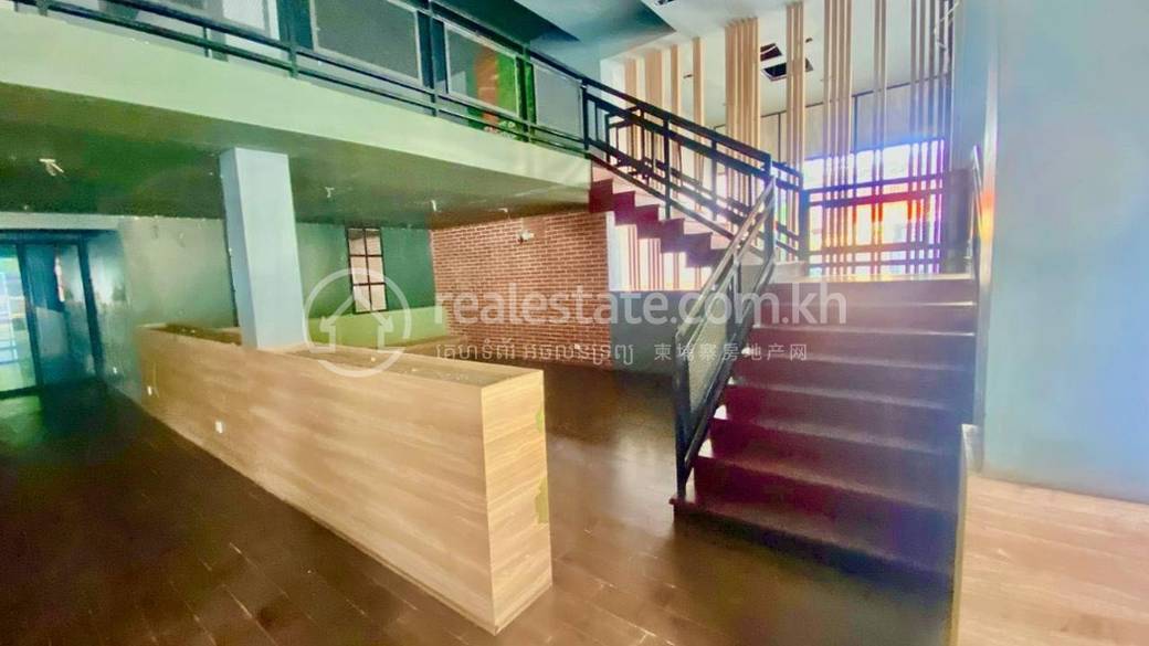 Daun Penhの店舗付住宅賃貸物件（Daun Penh）