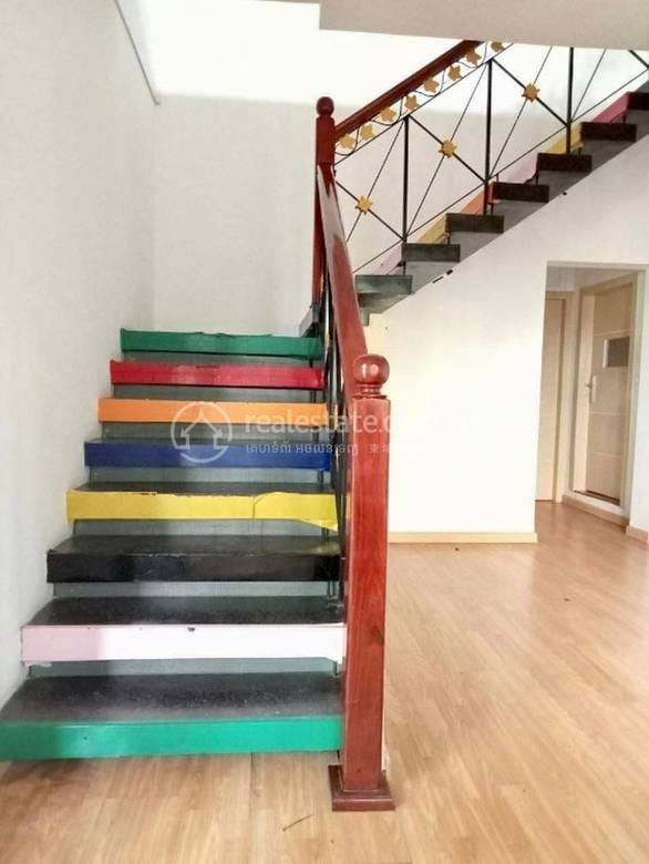 House and lot K pronájmu in Daun Penh $4,500