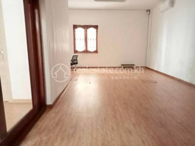 Daun Penh House and lot K pronájmu in Daun Penh