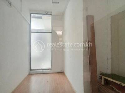 Daun Penh House and lot K pronájmu in Boeng Reang Daun Penh $4,500