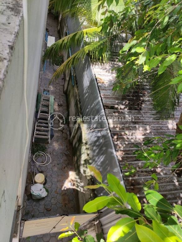 House and lot For Sale in Por Sen Chey $155,000