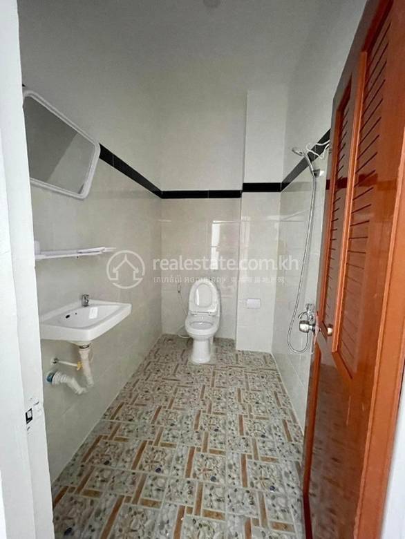 House and lot Na sprzedaż w Dangkao $49,999