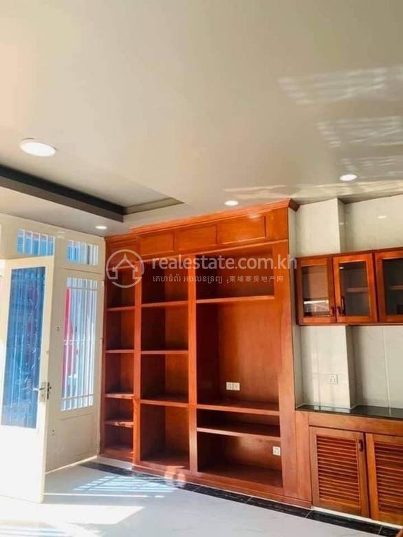 House and lot សំរាប់លក់ នៅ ព្រែកព្នៅ, ព្រែកព្នៅ, ភ្នំពេញ