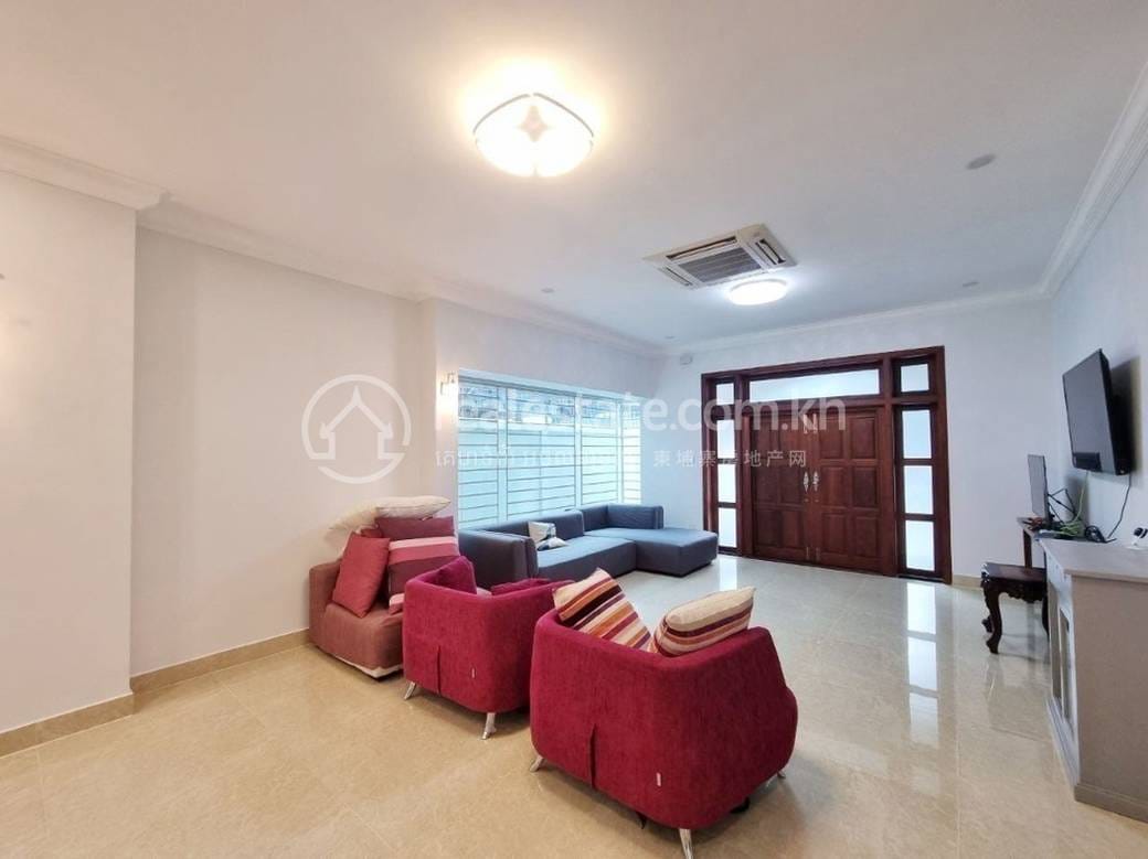 $3,500 Vila