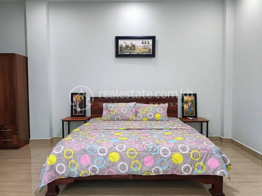 Chamkarmon Apartment For Rent in Chamkarmon