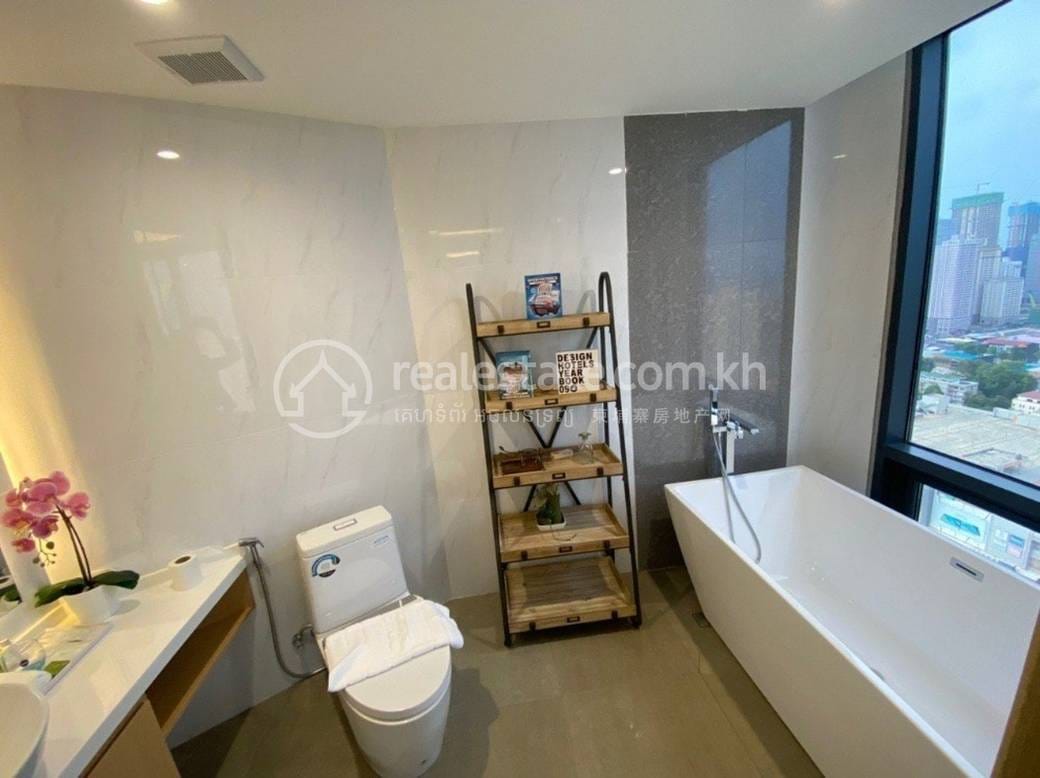 Apartment For Rent in Tonle Bassac, Chamkarmon, Phnom Penh