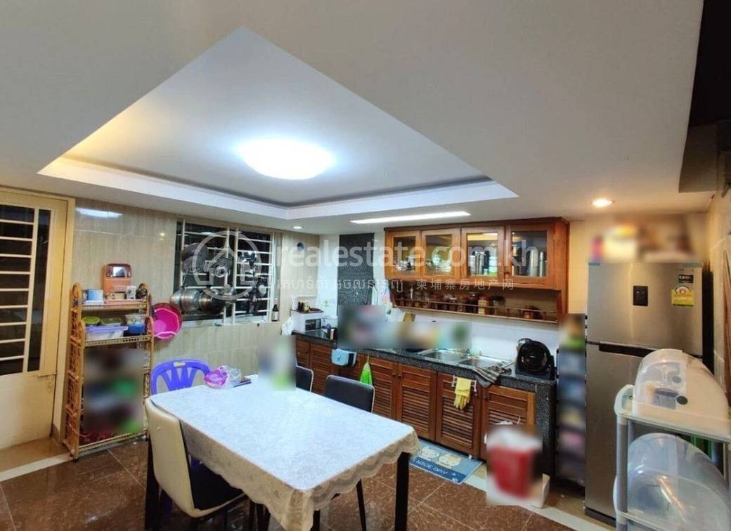 House and lot សំរាប់លក់ នៅ ភ្នំពេញថ្មី, សែនសុខ, ភ្នំពេញ
