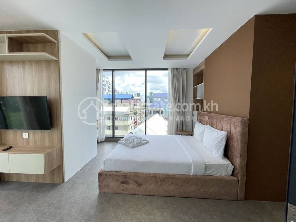 Apartment For Rent with 1 Parking Space