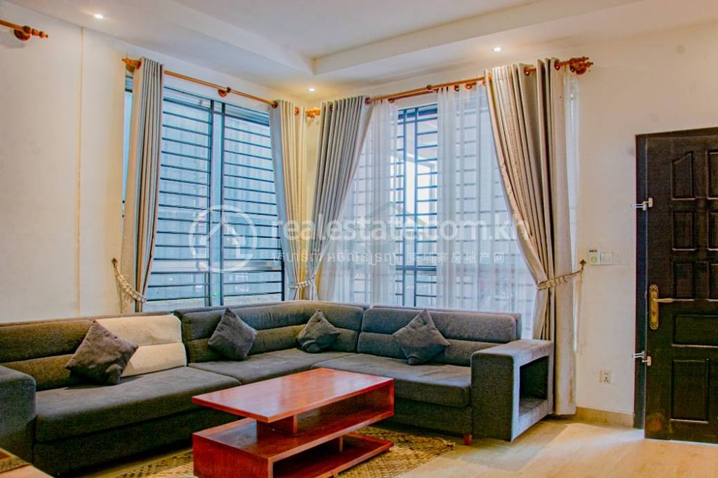 Apartment For Rent with 1 Parking Space