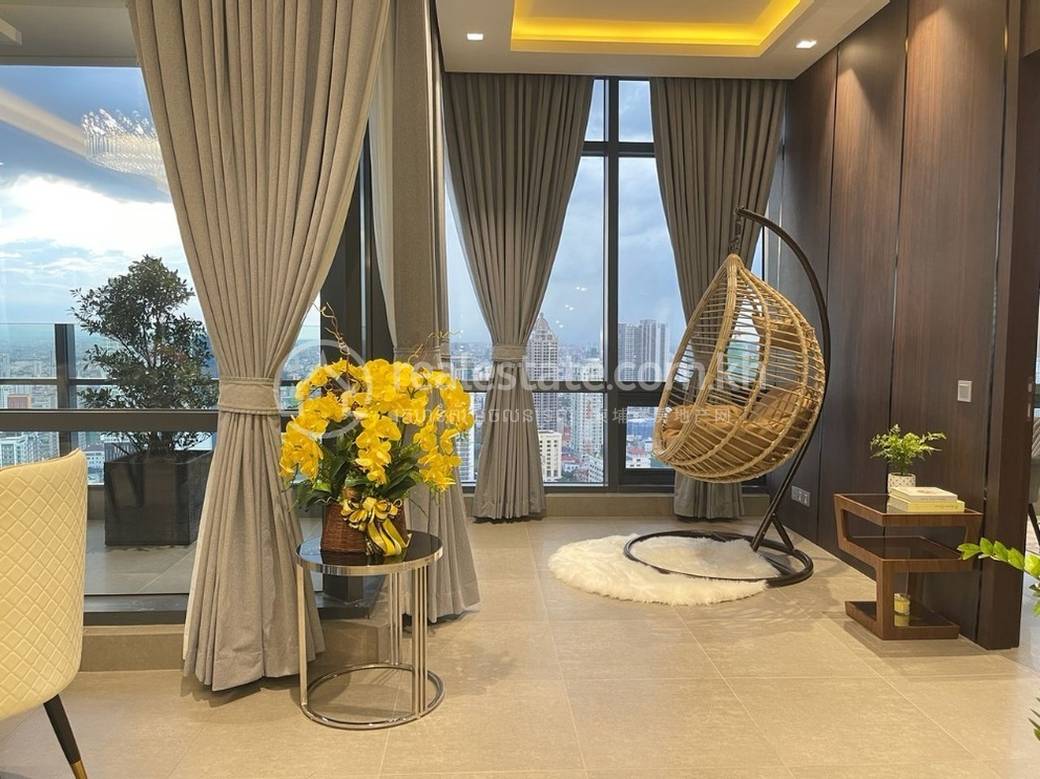 Apartment For Rent with 1 Parking Space
