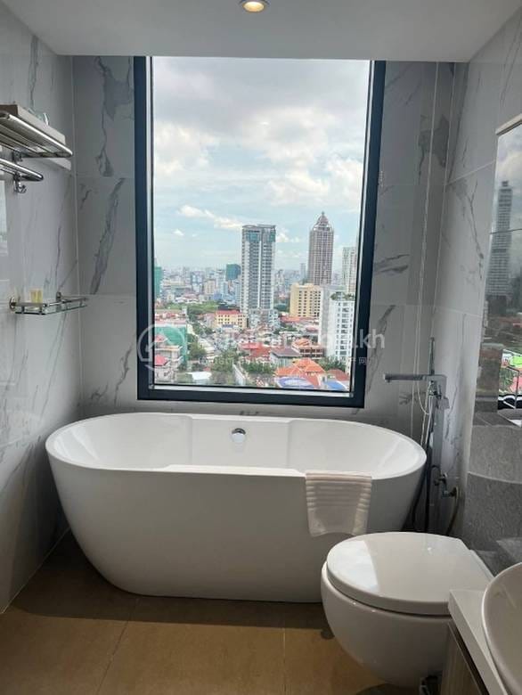 Apartment For Rent with 1 Parking Space