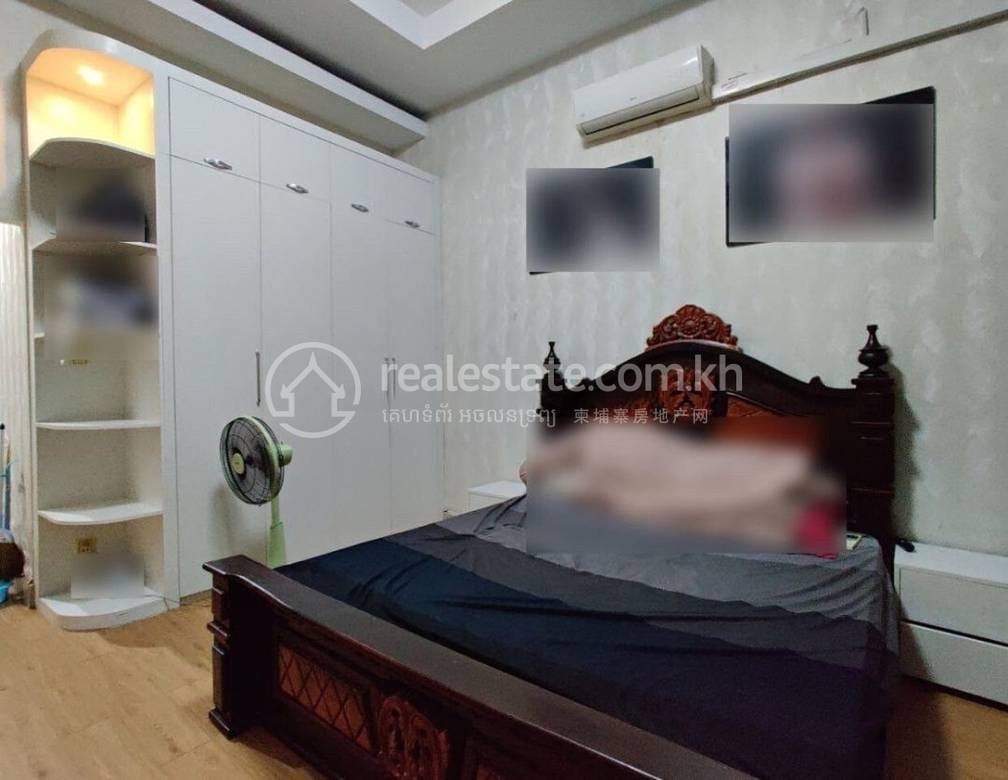 House and lot សំរាប់លក់ នៅSen Sok តម្លៃ $144,000