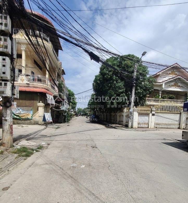 House and lot Na prodej in Boeung Trabek, Chamkarmon, Phnom Penh