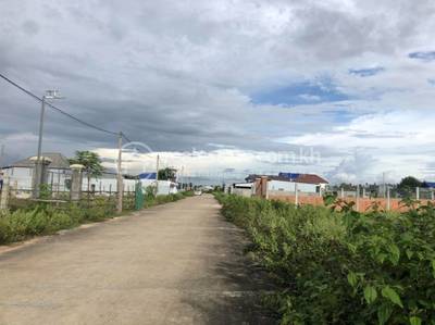     , Chhveang, Ponhea Lueu, Kandal