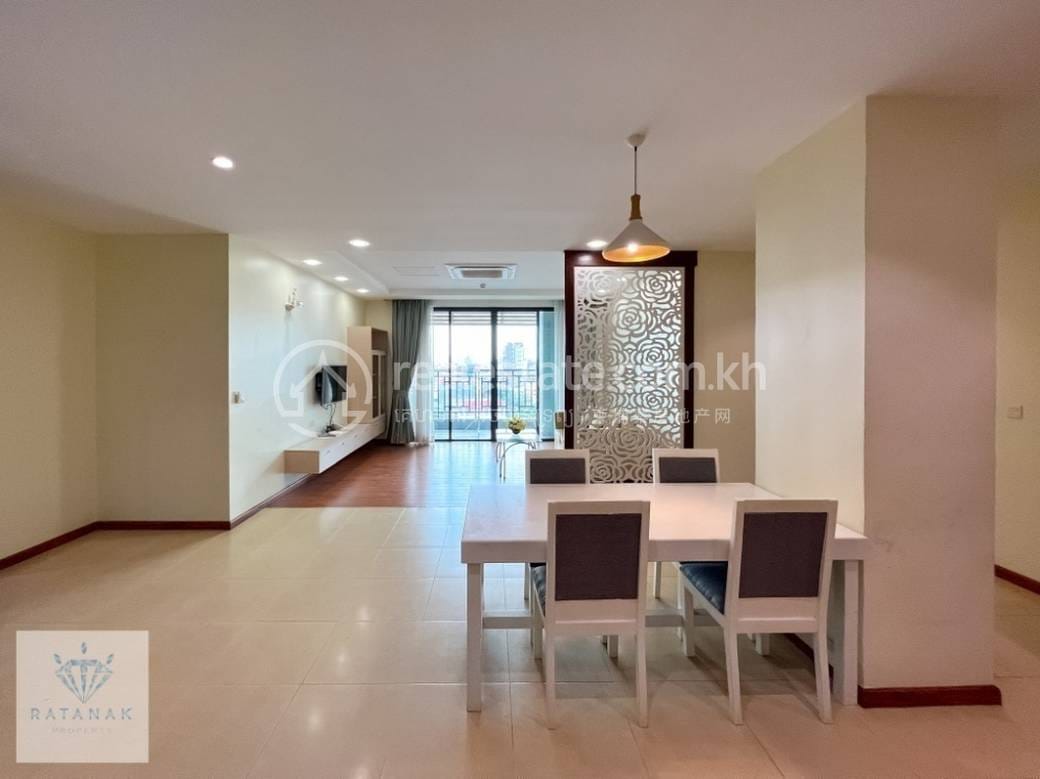 Chamkarmon Apartment For Rent in Chamkarmon