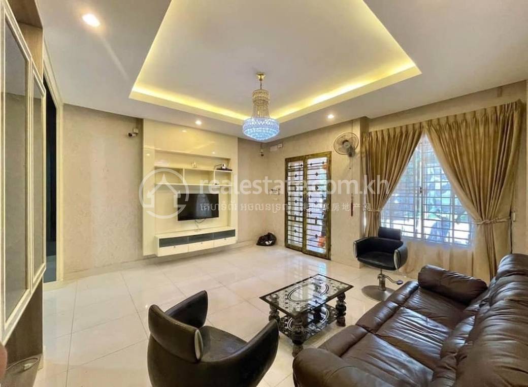 Chbar AmpovHouse and lot出租，价格$700