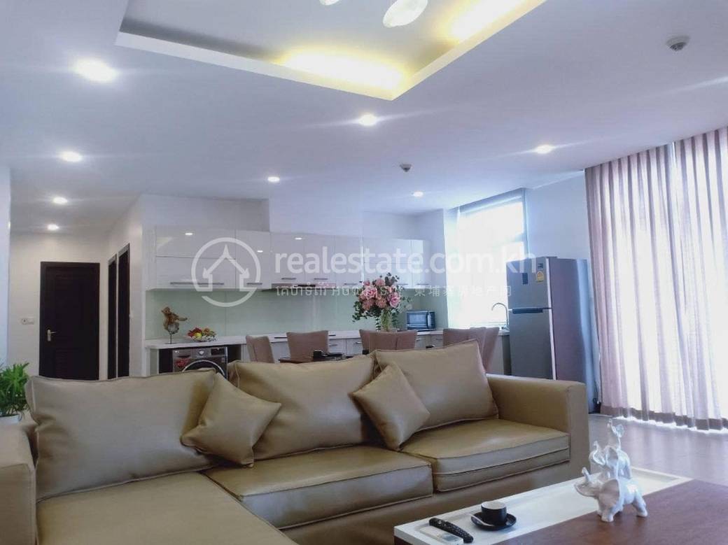 Apartment For Rent in Daun Penh $1,200