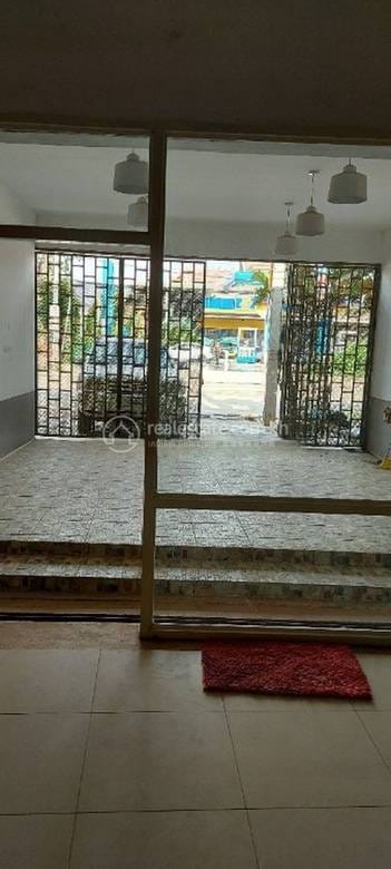 House and lot សំរាប់លក់ នៅ សំរោងក្រោម, ពោធិ៍សែនជ័យ, ភ្នំពេញ